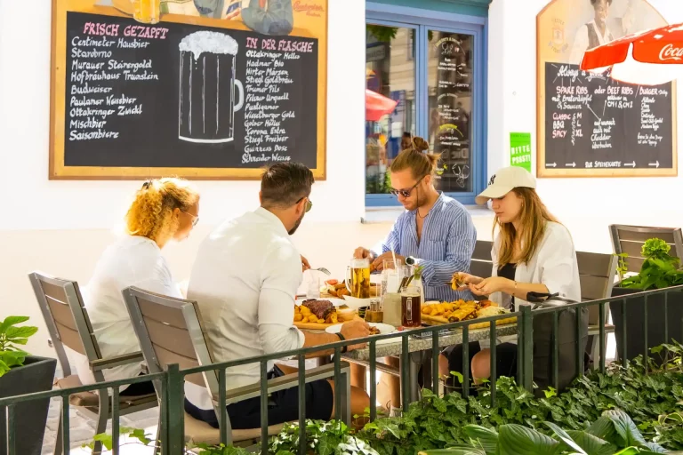 Gastgarten vom Centimeter - Wirtshaus in Wien